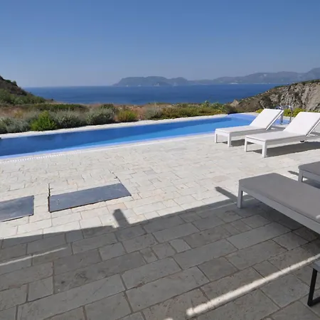 Luxueuse Avec Splendide Vue Et Piscine Βίλα